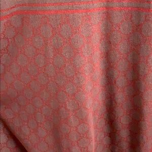 Gucci Shirts - Men’s rust color Gucci T-shirt with printed logo Gucci Shirts - Men’s rust color Gucci T-shirt with printed logo